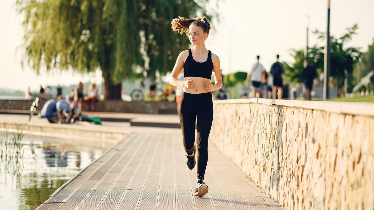 walking-technique-to-reduce-hips