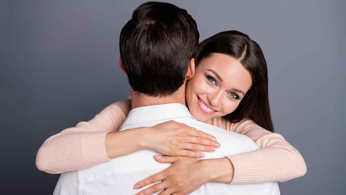 Benefits-of-hugging-in