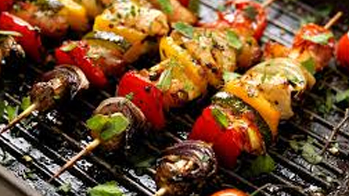 Barbeque Food खाने से सेहत को हो सकते हैं कई नुकसान, इन 5 बीमारियों का बढ़ता है खतरा