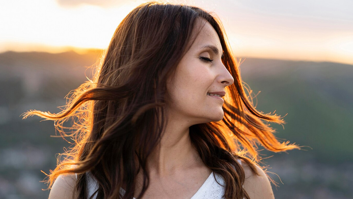 Is bathua water good for hair