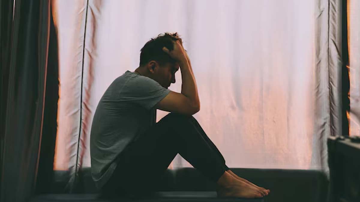 less sleep cause depression