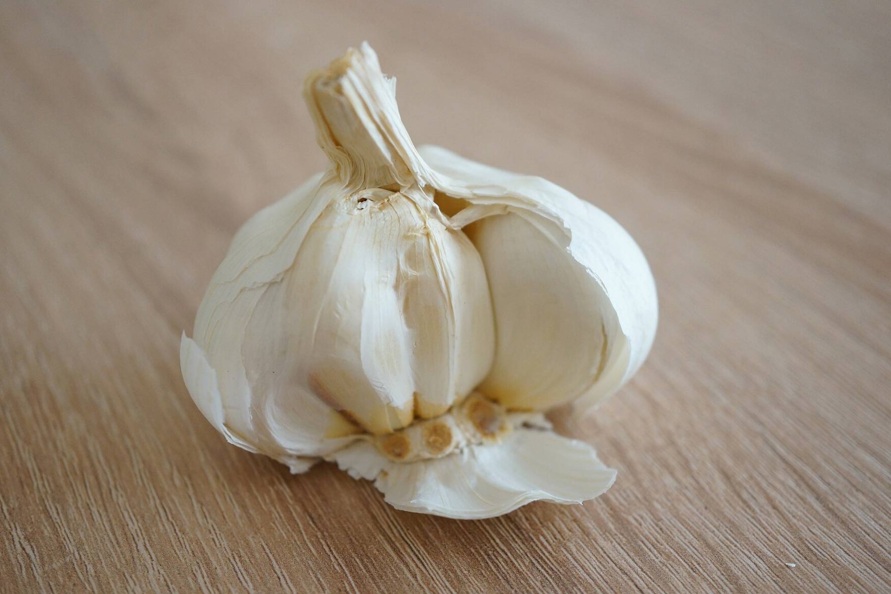 Garlic With Peel