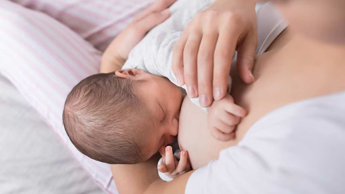 Can-Breastfeeding-Mom-take-Protein-Powder-inside