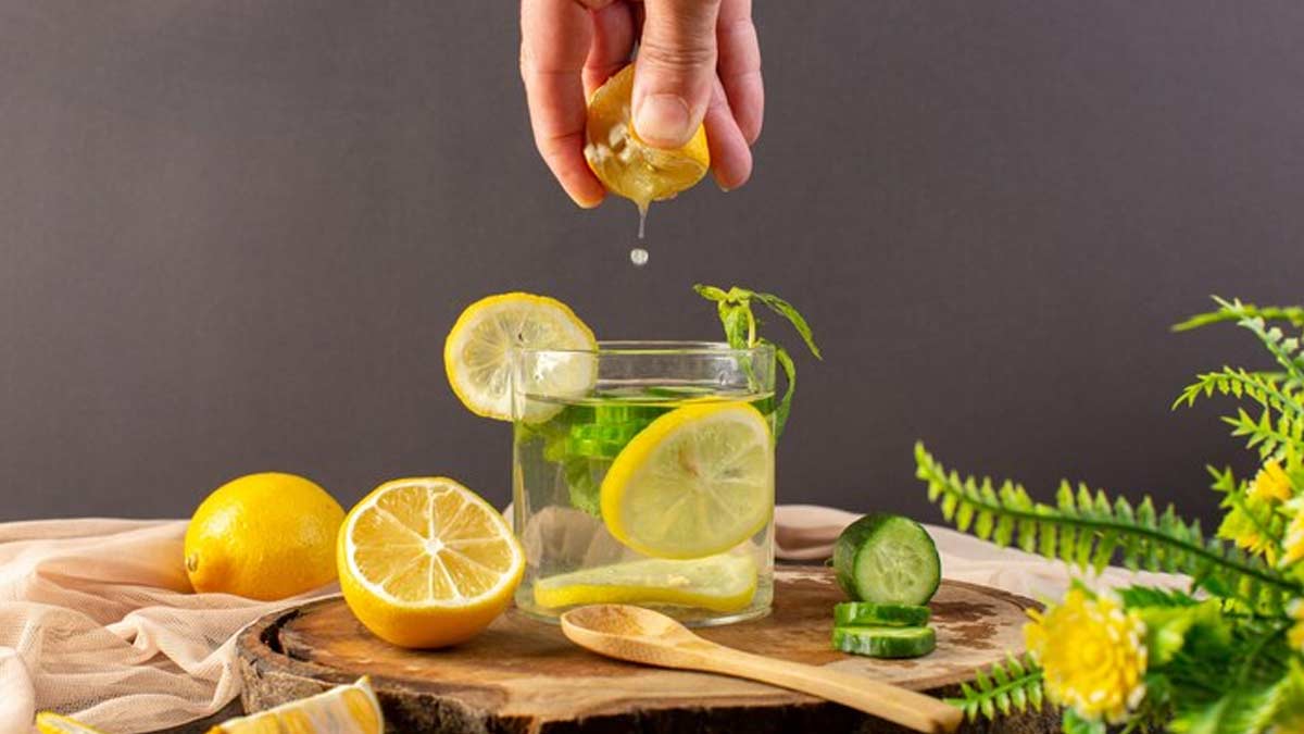 Benefits-of-lemon-and-honey-for-tonsils-Infection-insdie