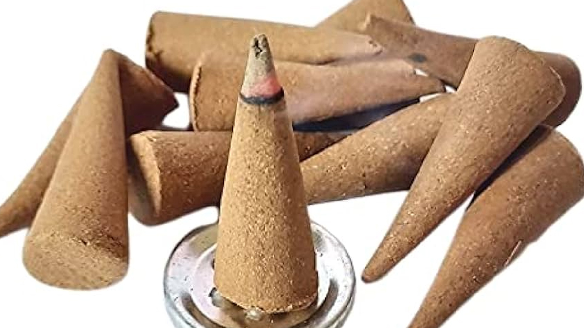 Harmful-effects-of-incense-and-agarbatti-smoke-on-health-inside