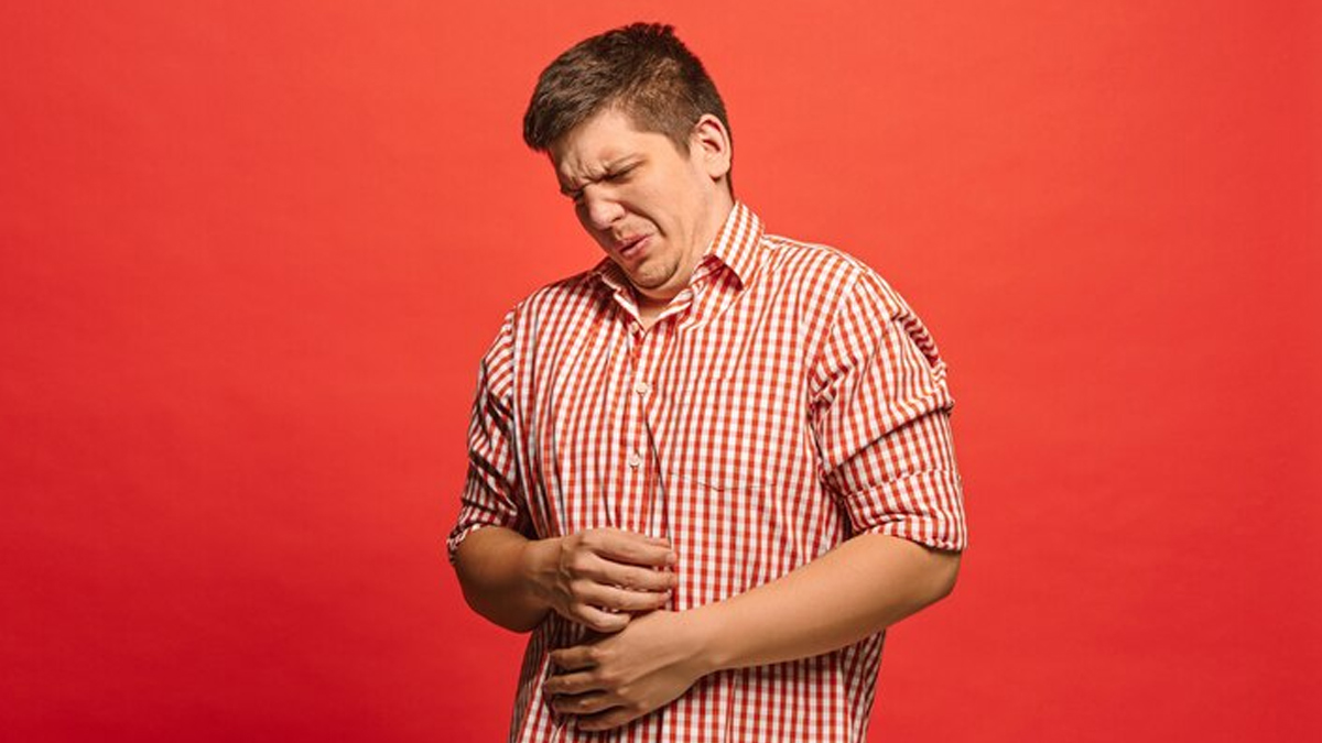 Symptoms-of-worms-in-stomach-in-adults-and-treatment-inside