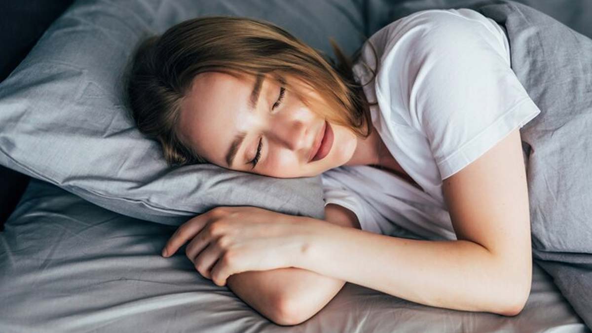 connection between sleep and skin care