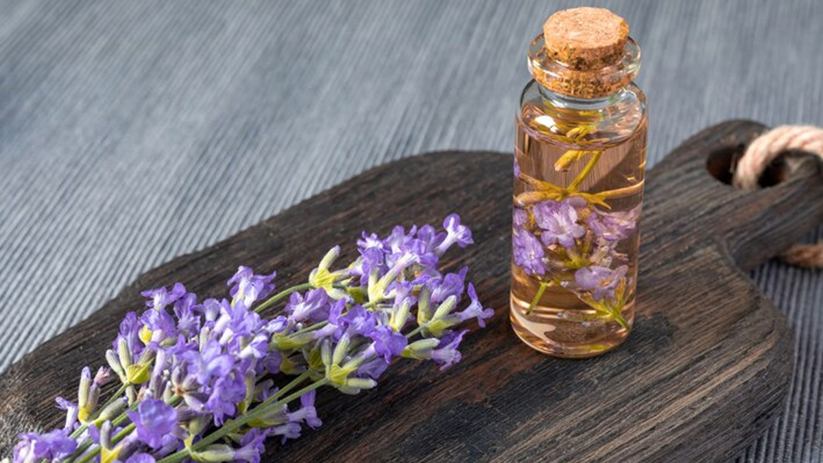 how-to-use-lavender-oil-for-headache-in