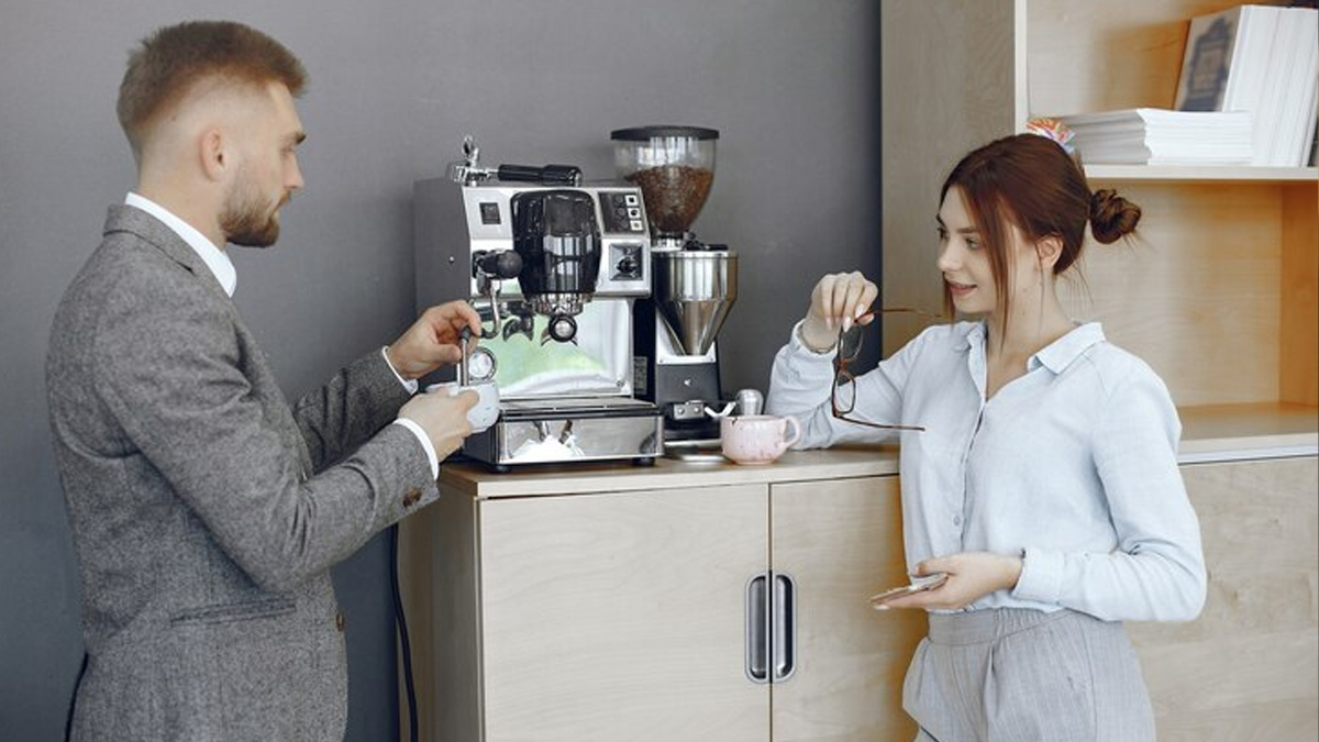 रोज पीते हैं ऑफिस की मशीन वाली कॉफी तो हो जाएं सर्तक, स्‍टडी ने द‍िए इससे कोलेस्ट्रॉल बढ़ने के संकेत