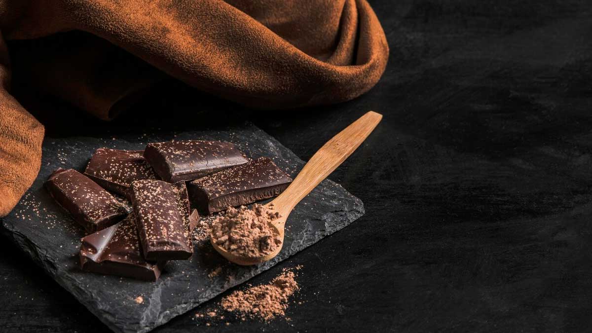 Protein-Bars-vs-Whole-Foods-Which-is-Better-to-Fulfil-Your-Protein-Requirements-inside3