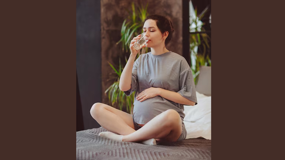 benefits of drinking nutmeg water during pregnancy know from experts in hindi 1