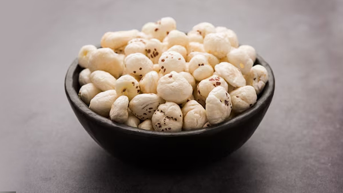 क्या फैटी लिवर में मखाना खाना चाहिए? एक्सपर्ट से जानें इसके सेवन का सही तरीका