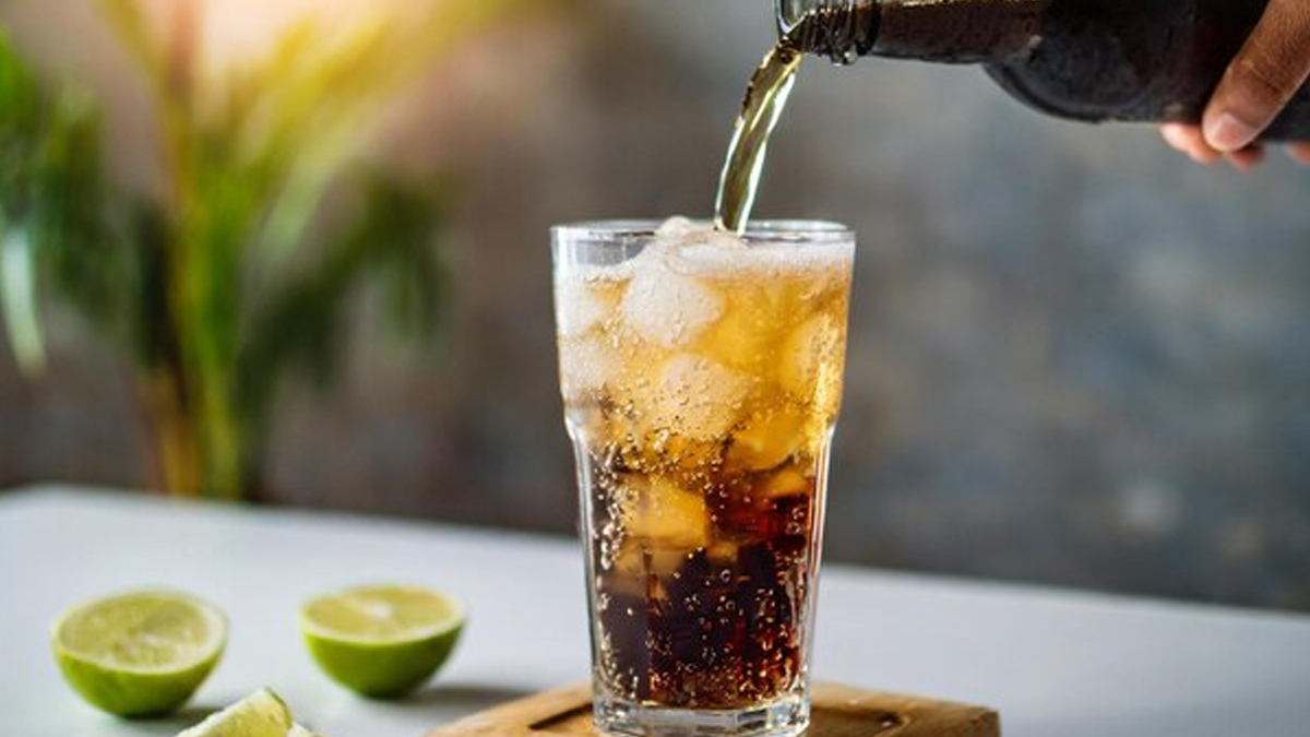 side-effects-of-drinking-too-much-diet-soda-in