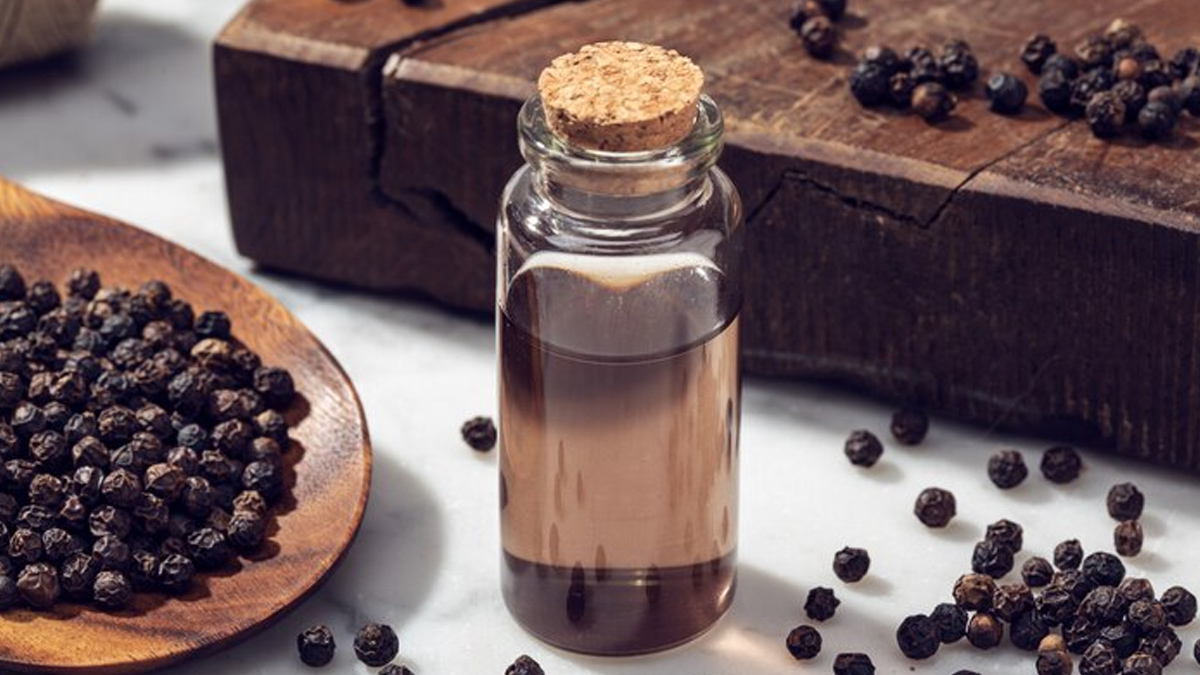 How to use black pepper oil for skin