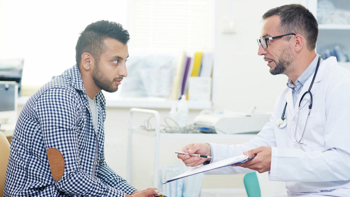 How does hypogonadism affect fertility in both men women