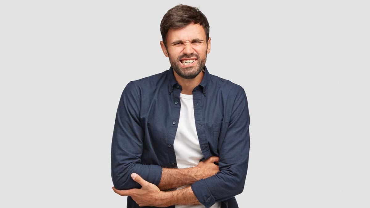 is it safe to eat jaggery during summer