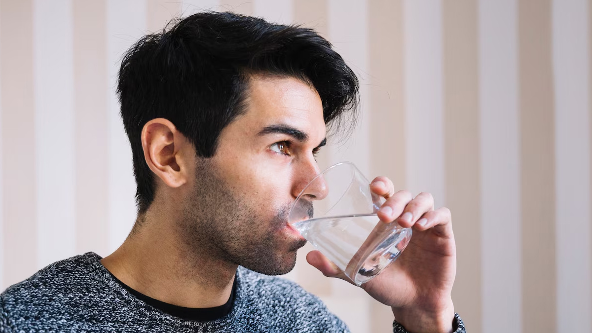 why is it important to drink water after waking up in the morning in hindi mian