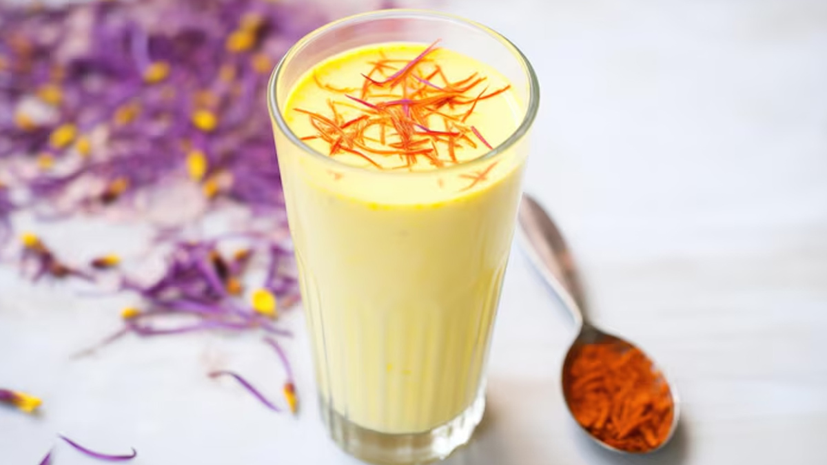 Saffron milk in summer