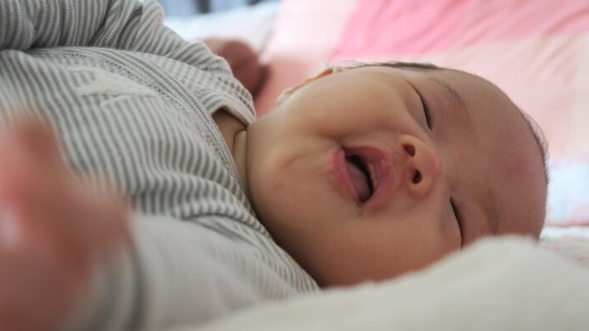 baby sleeps with mouth open