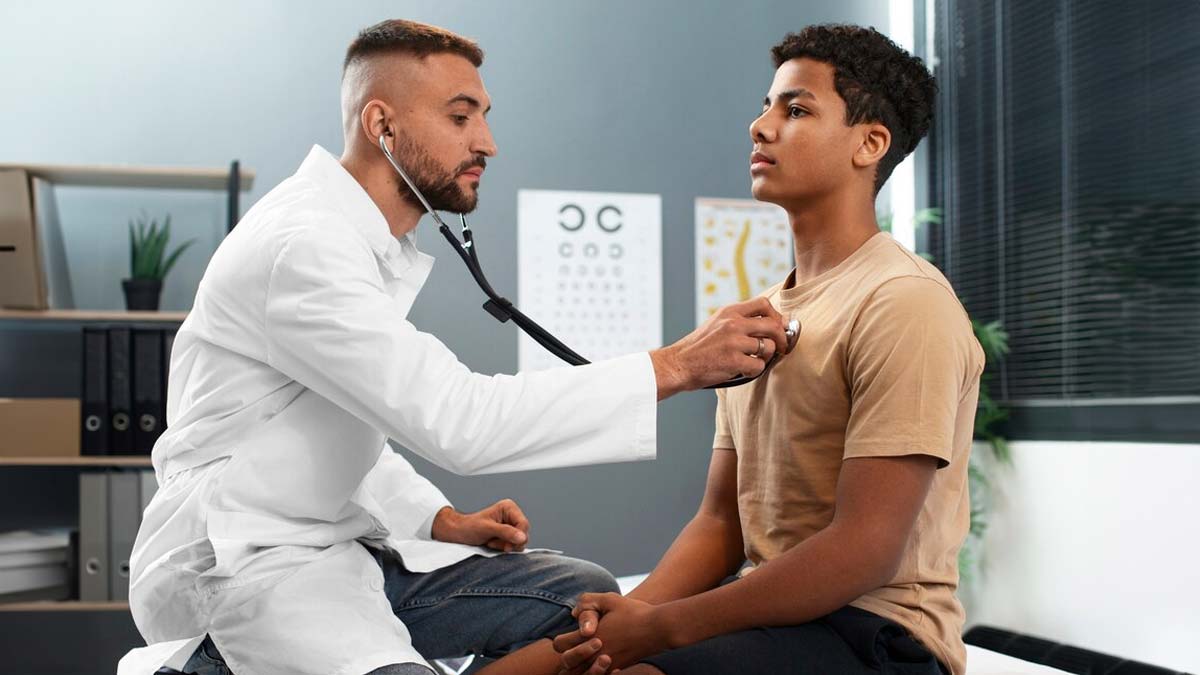 can you live a healthy life with hiv 01 (4)