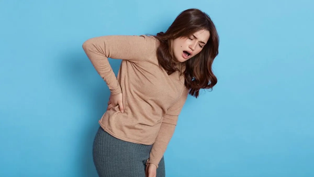 सी-सेक्शन के बाद अक्सर रहता है पीठ दर्द? जानें कब जाएं डॉक्टर के पास