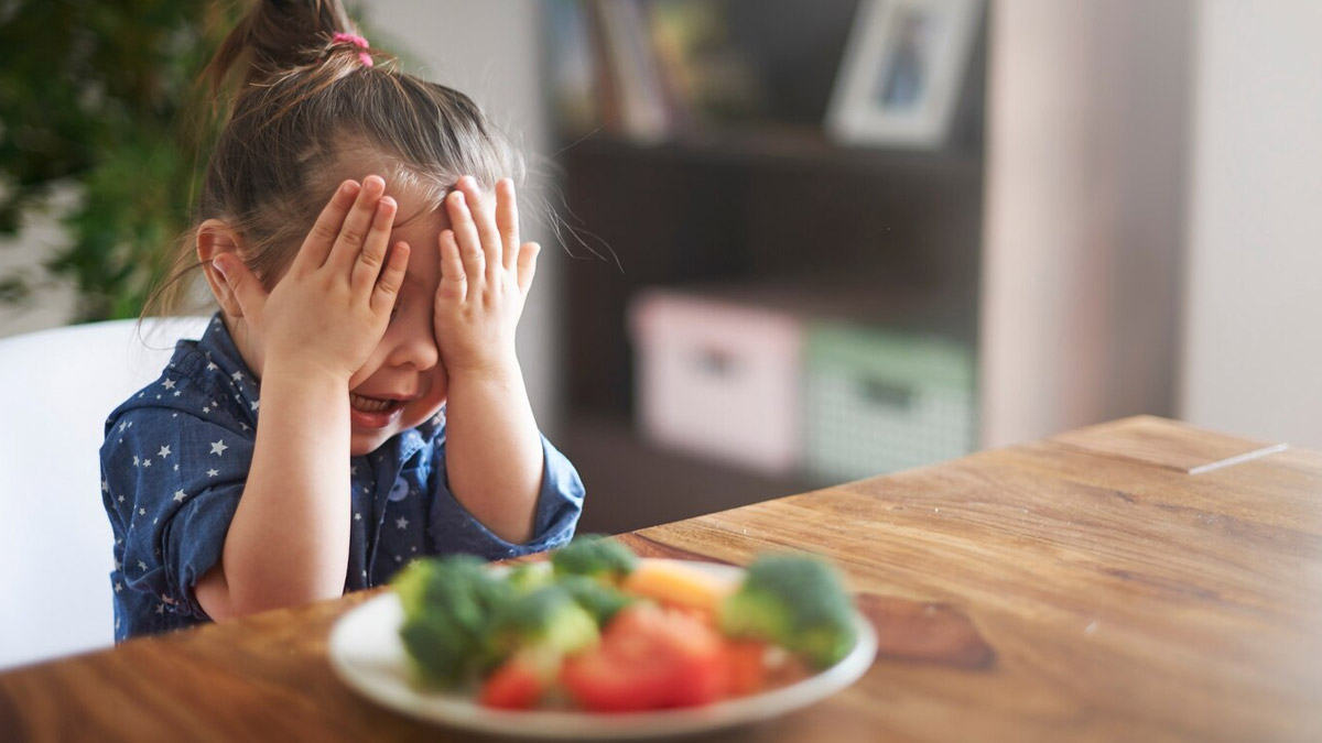 What happens if kids skip breakfast