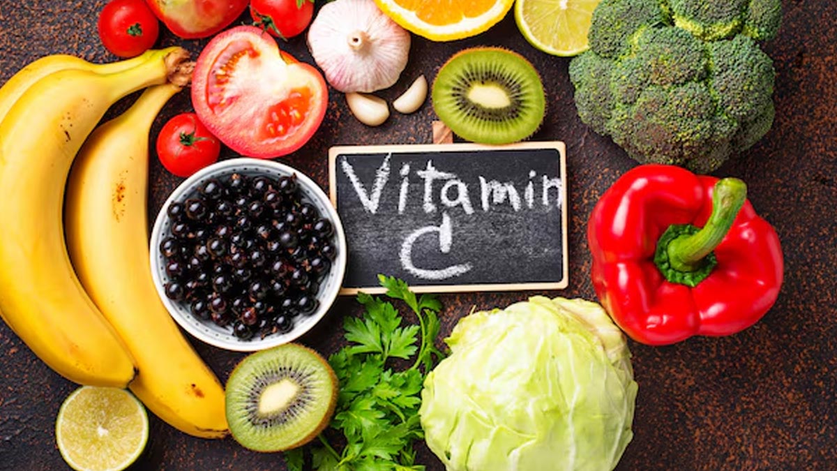 vitamin c rich foods to include in summer diet to get glowing skin in