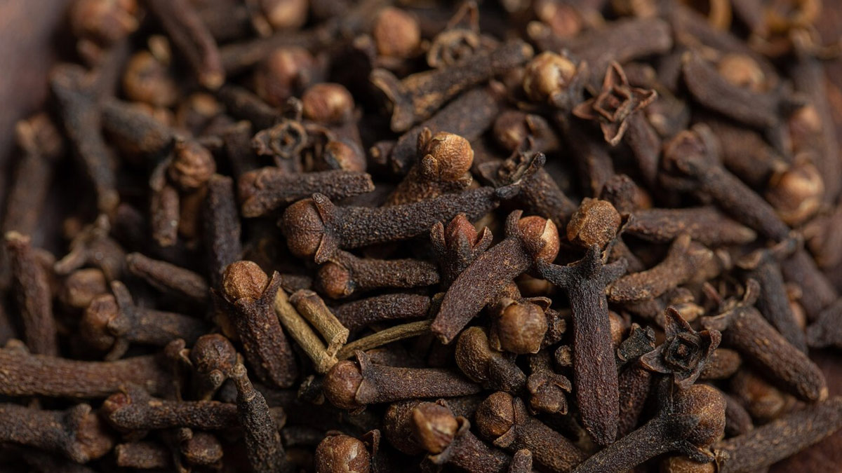 Can We Eat Clove In Summer