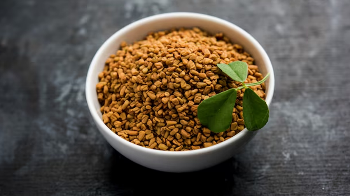 is it beneficial to consume fenugreek for good digestion in hindi 01