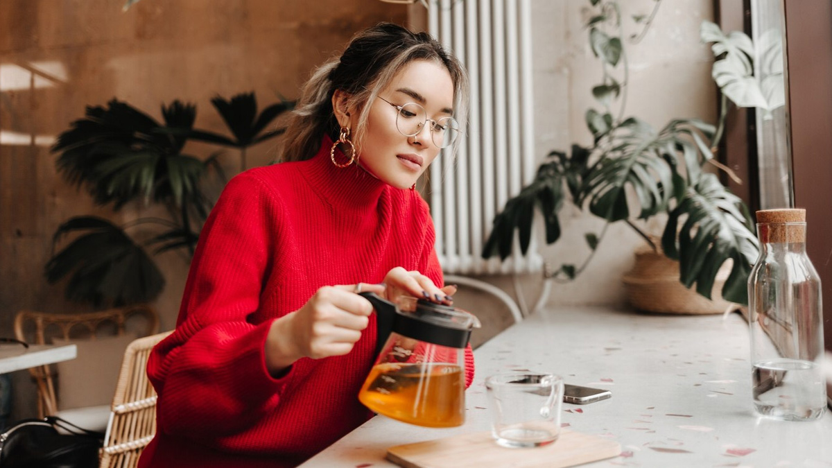 Can drinking too much green tea affect bone health  in