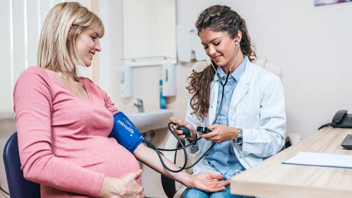 How does the cervix change in early pregnancy in