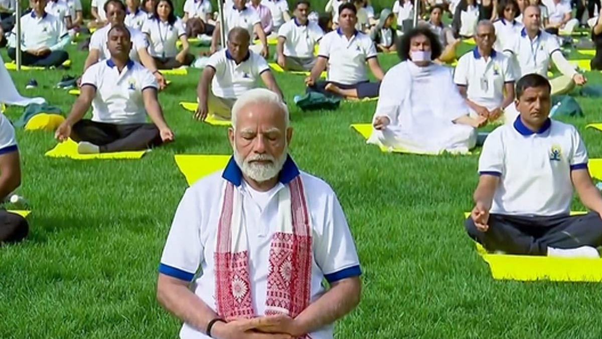 पीएम मोदी ने दी अंतर्राष्ट्रीय योग दिवस 2025 की थीम- Yoga For One Earth, One Health, जानें क्या कहती है यह थीम