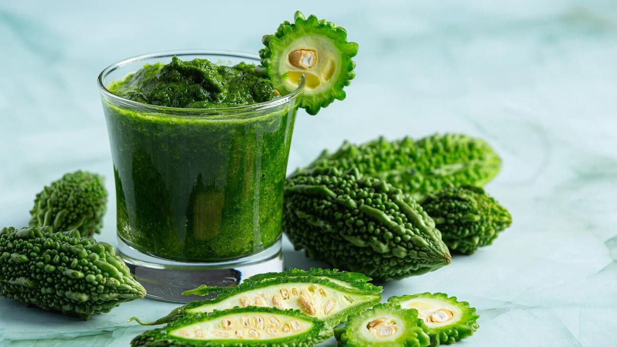 should bitter gourd juice be consumed in summer in hindi 01 (3)