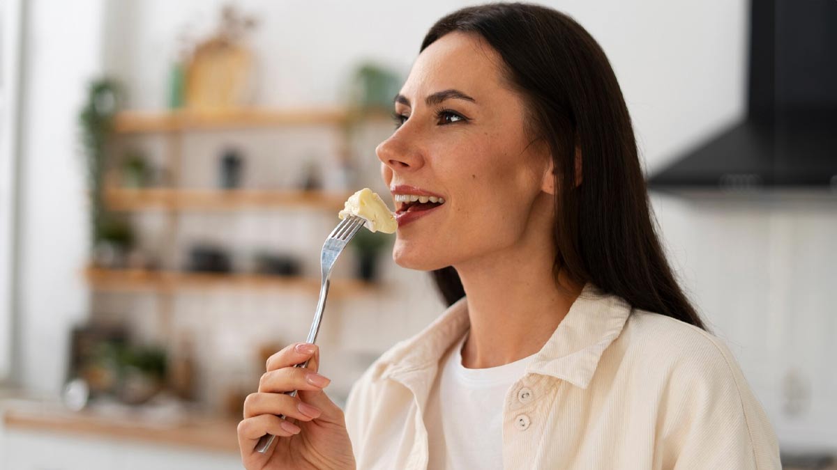 is it safe to eat cheese with fatty liver 01 (8)