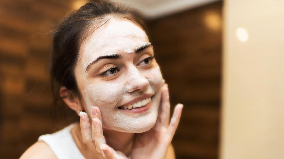 can we use rice flour daily on face