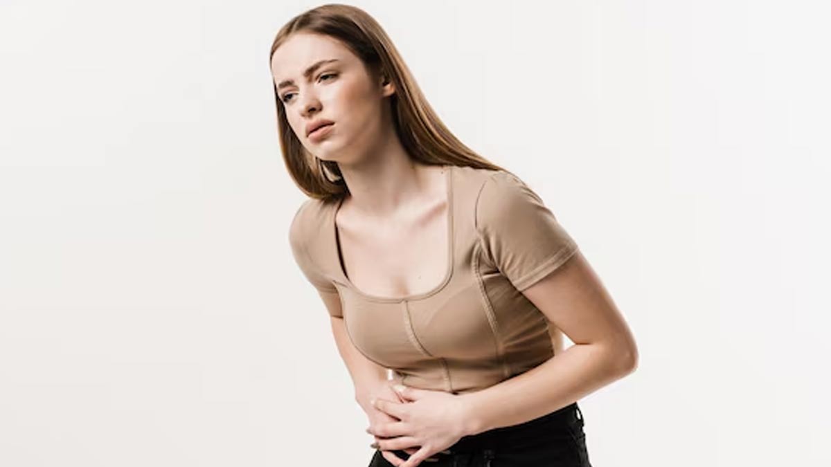 do not eat these foods to avoid bloating during periods in hindi  01 (3)