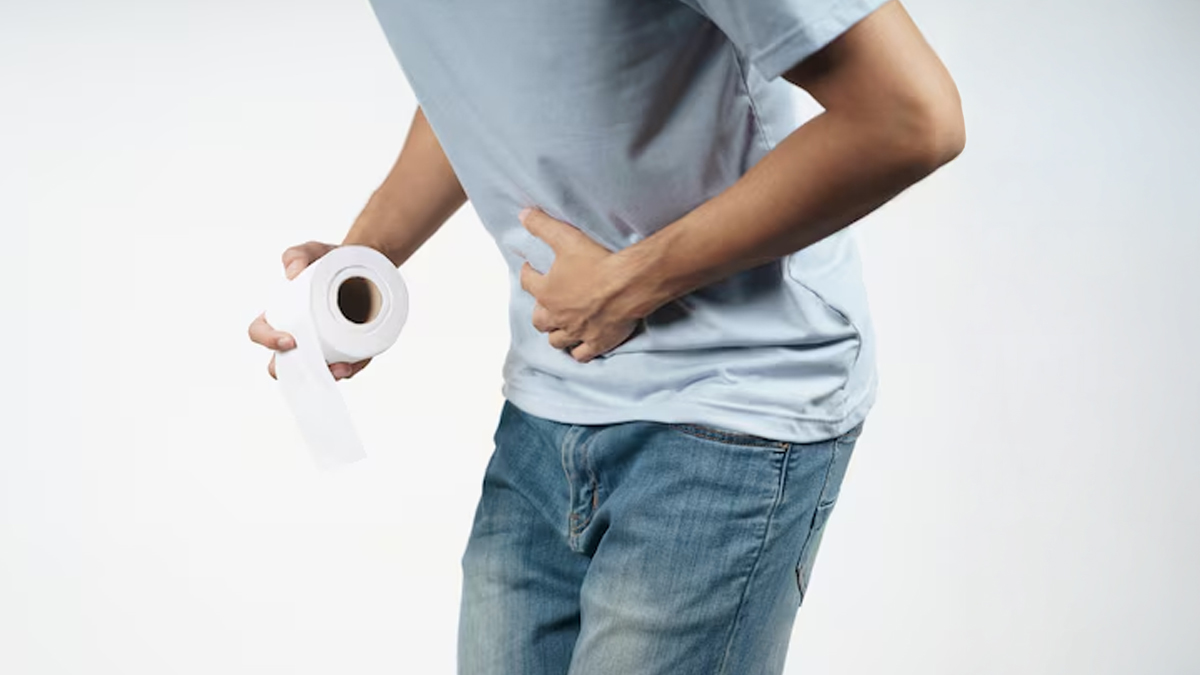 jyada-der-tak-potty-rokne-se-kya-hota-hai-Inside