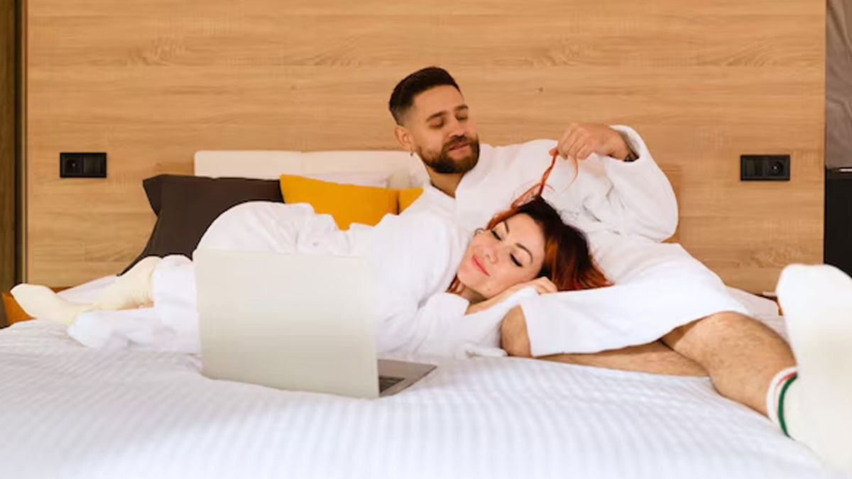 पुरुषों में High libido होने पर नजर आते हैं ये 10 लक्षण, आप भी जानें