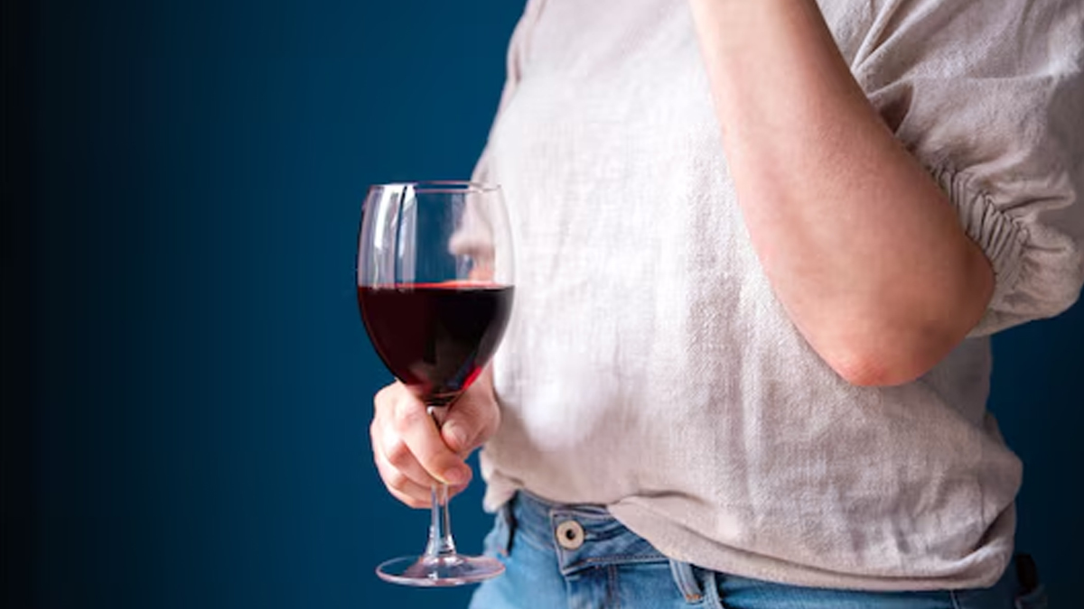 Drinking Wine causes Weight Gain in hindi