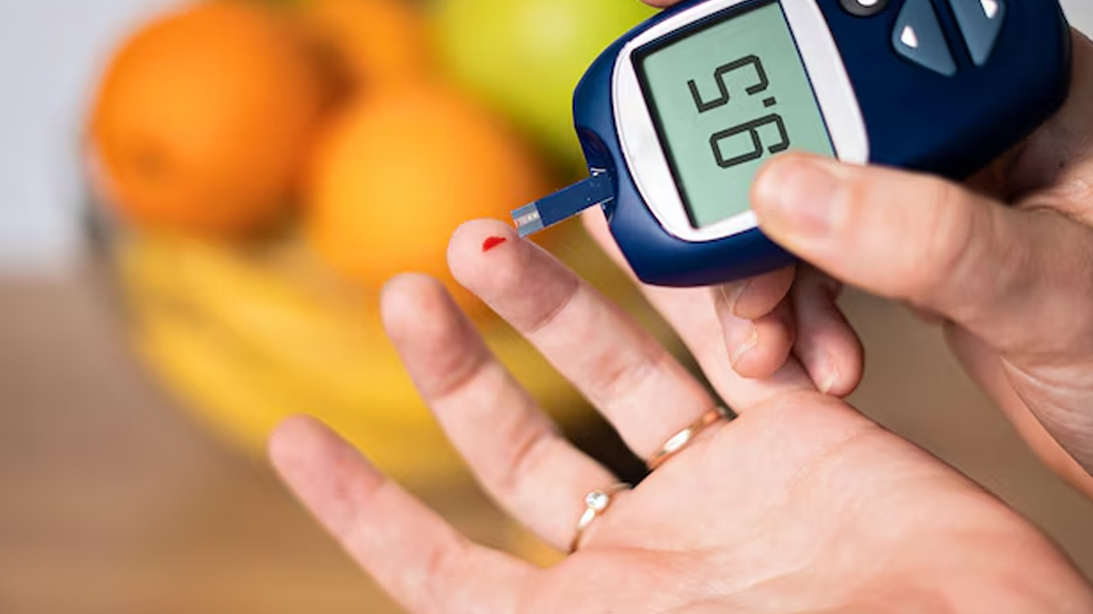 Impact of eating late on blood sugar-inside
