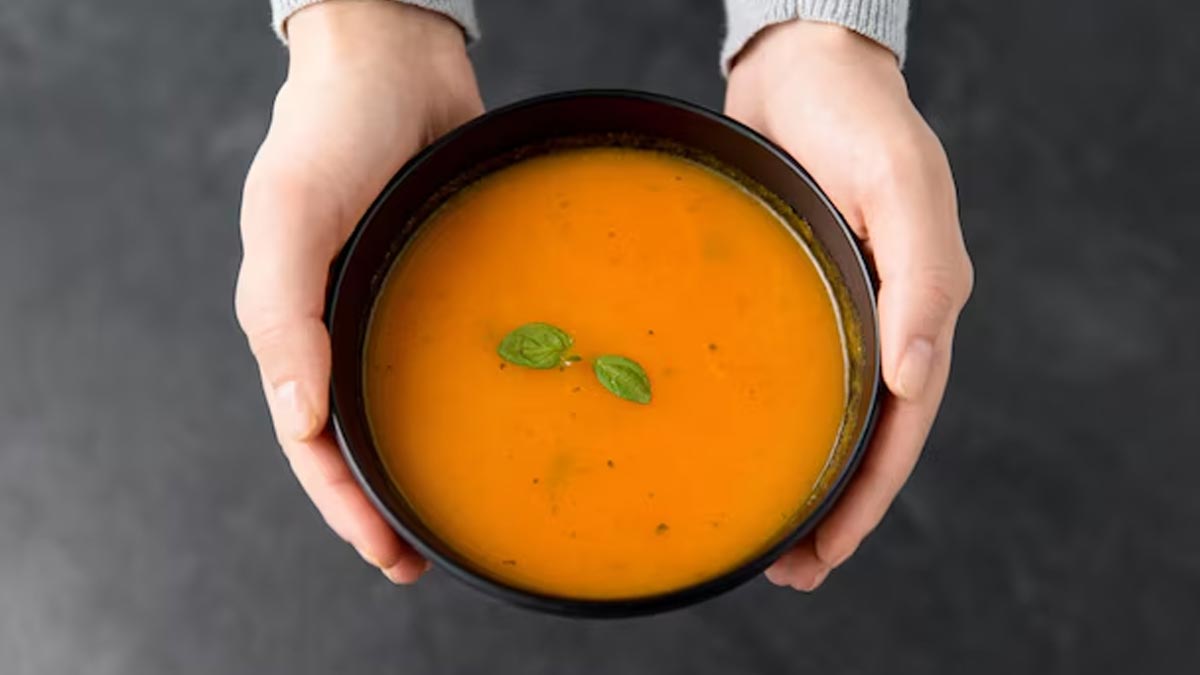 मेटाबॉल‍िज्‍म बढ़ाने के ल‍िए ट्राई करें ये 3 हेल्‍दी गर्मागर्म सूप, एक्‍सपर्ट से जानें फायदे