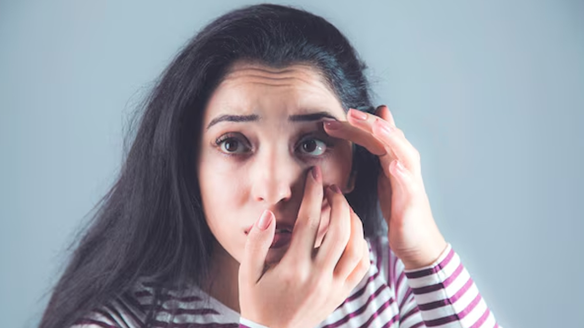 Darkness looms before your eyes