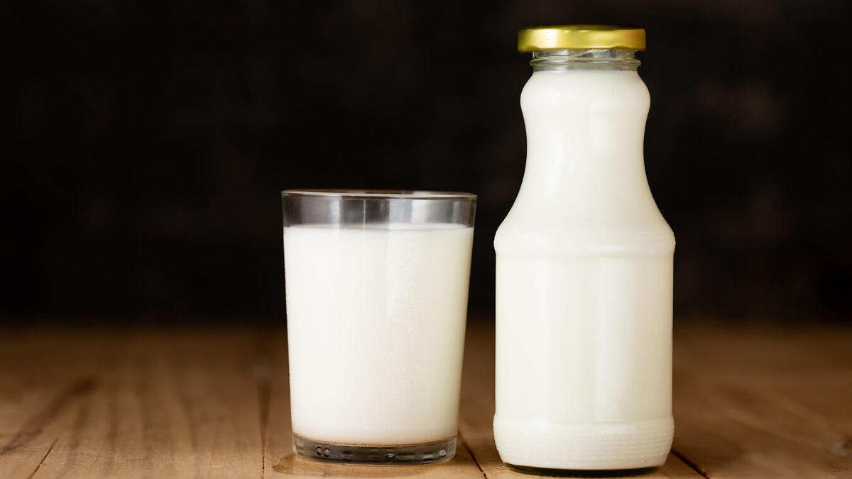 is-it-okay-to-drink-milk-in-monsoon