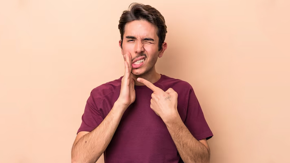 Does dehydration damage teeth