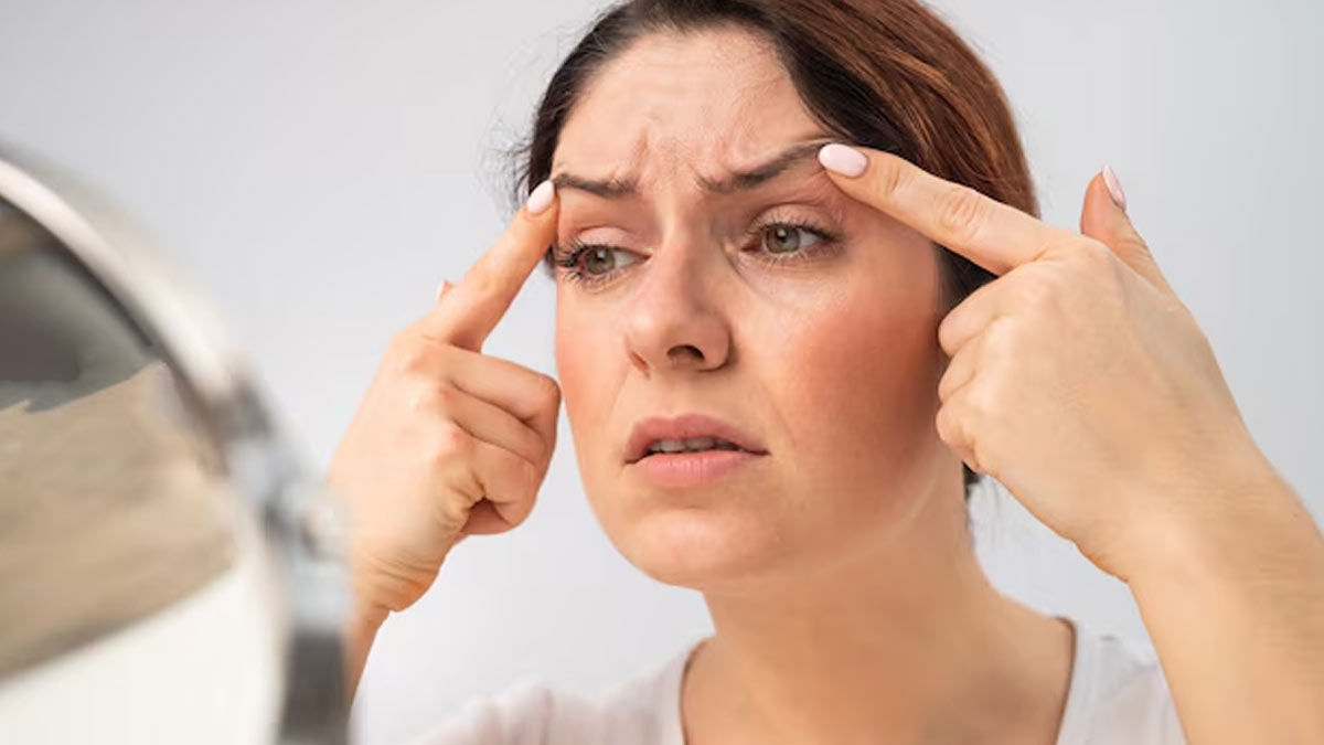 facial-yoga-to-reduce-wrinkles-inside