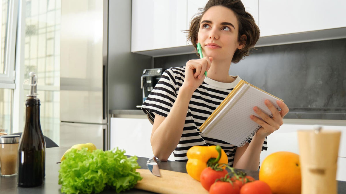 क्या सिर्फ Portion Control से वजन कम हो सकता है? जानें एक्सपर्ट की राय