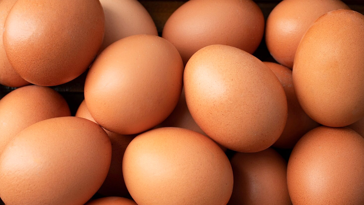 Is-it-good-to-eat-eggs-at-night-inside