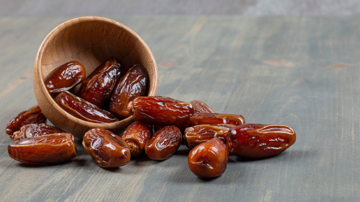 is it safe to eat dates during pregnancy first trimester 01 (7)