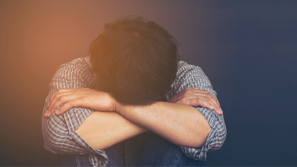 एक अरब लोग मानसिक समस्याओं से जूझ रहे, हर 100 में 1 मौत का कारण आत्महत्या: WHO की चौंकाने वाली रिपोर्ट