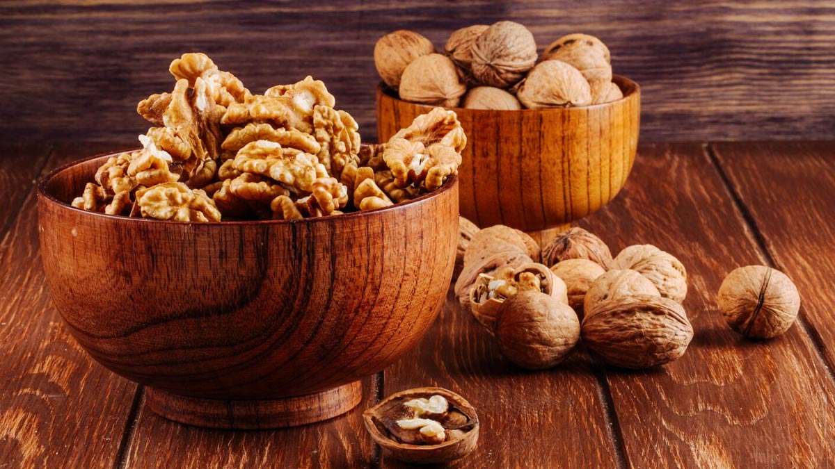 does soaked walnuts reduce cholesterol